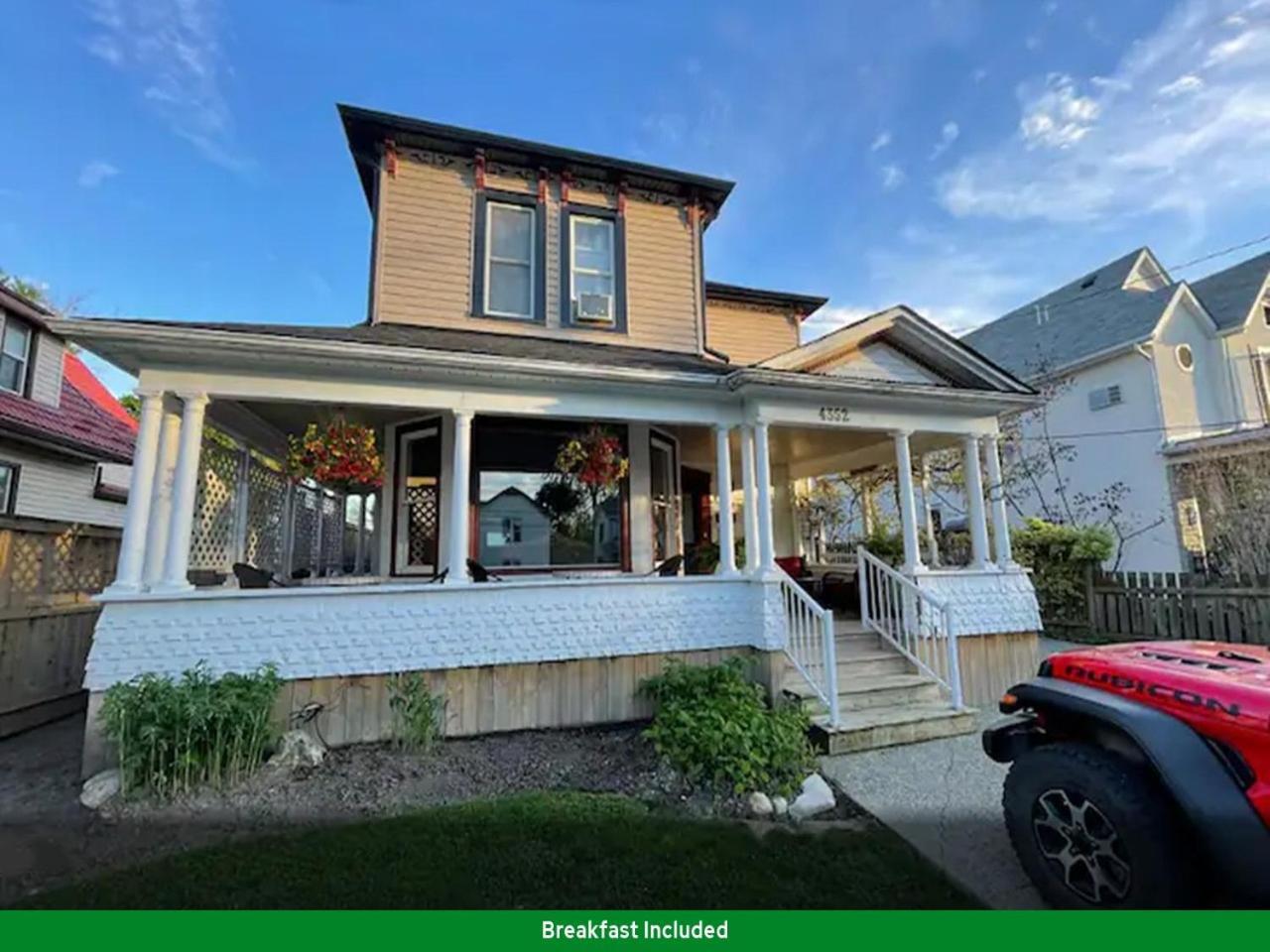 Perfection Near The River - 4 Bedroom Complimentary Breakfast Delivered Daily To The Niagara